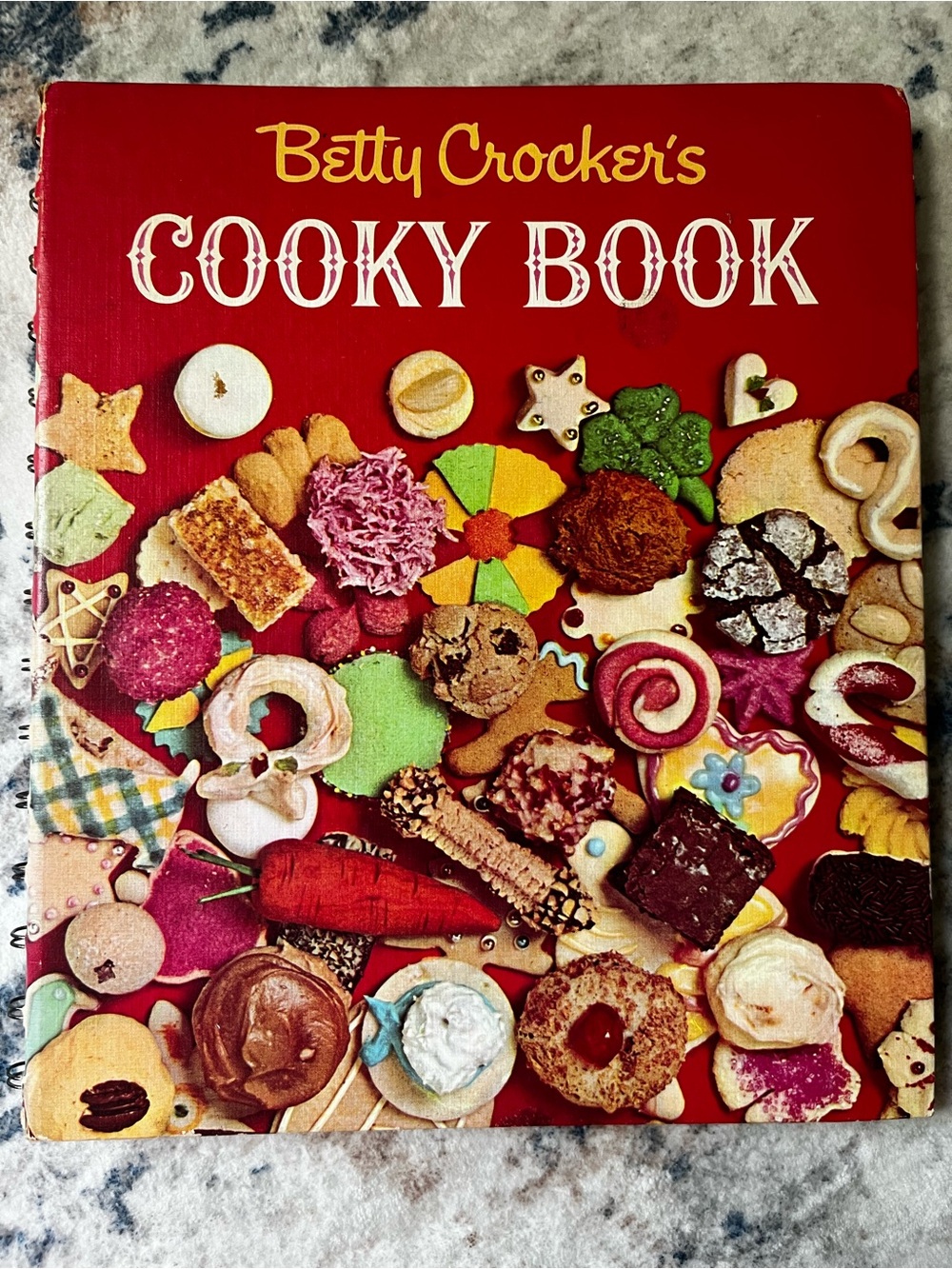 Betty Crocker Vintage 1963 Cooky Book 1st Edition, 8th Printing